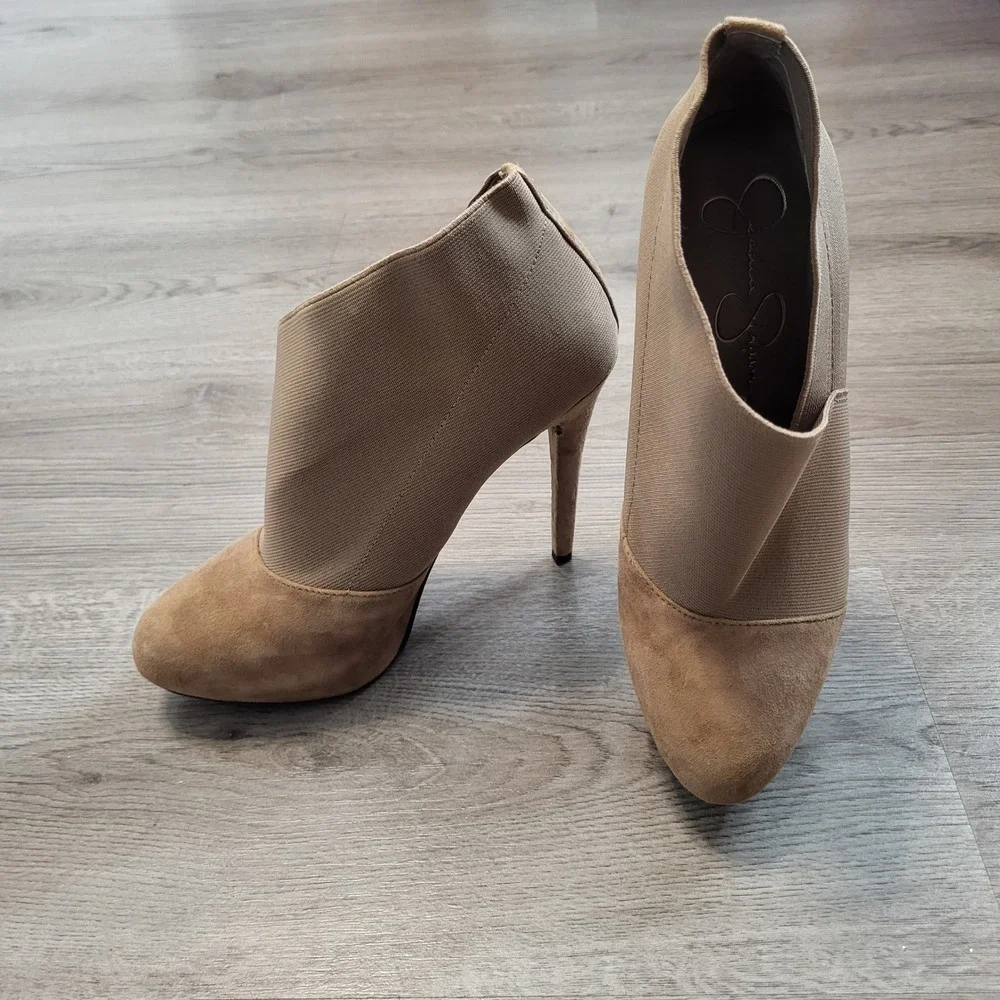Jessica Simpson women size
